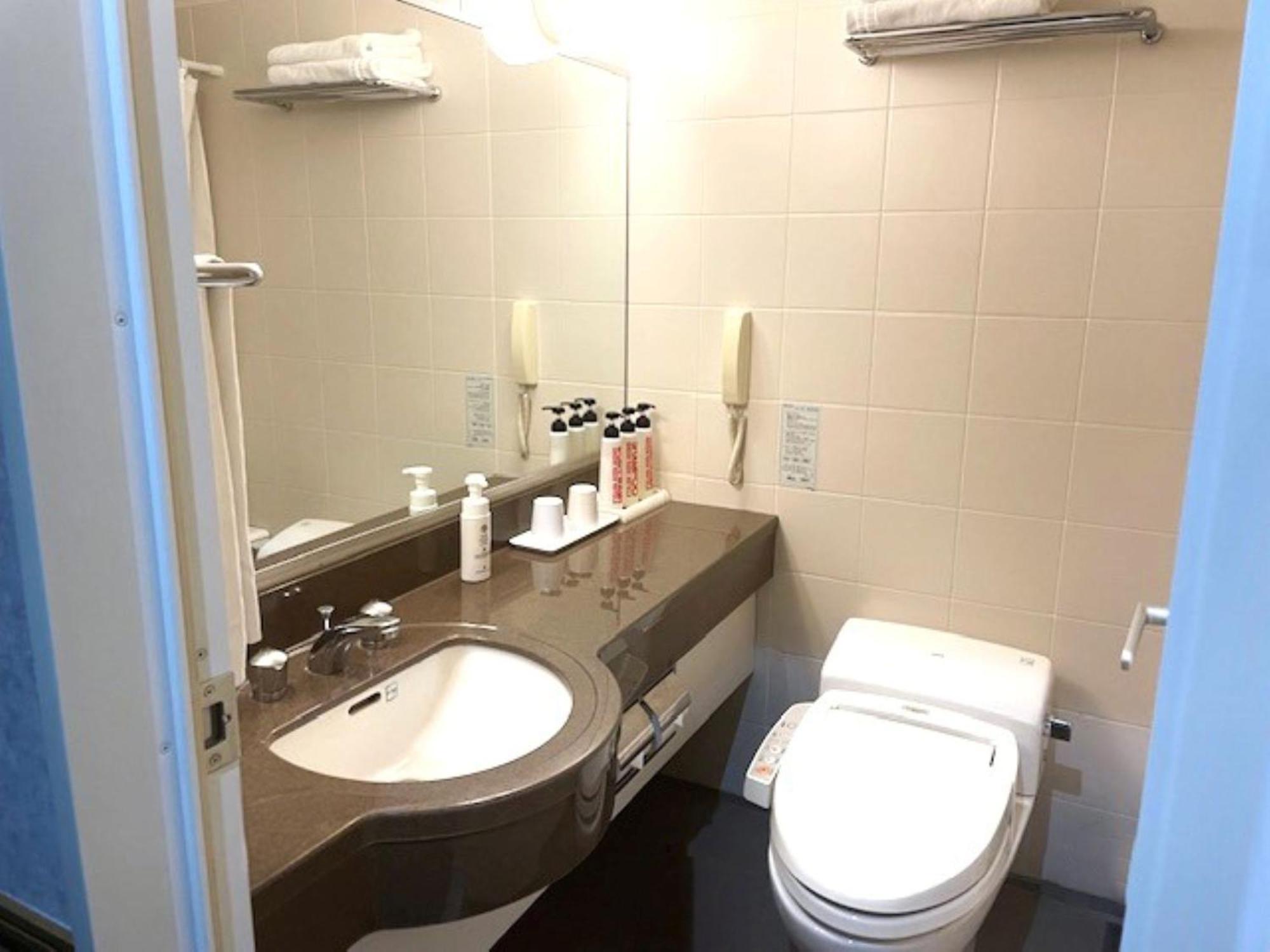 Green Rich Hotel Aso Kumamoto Airport מראה חיצוני תמונה