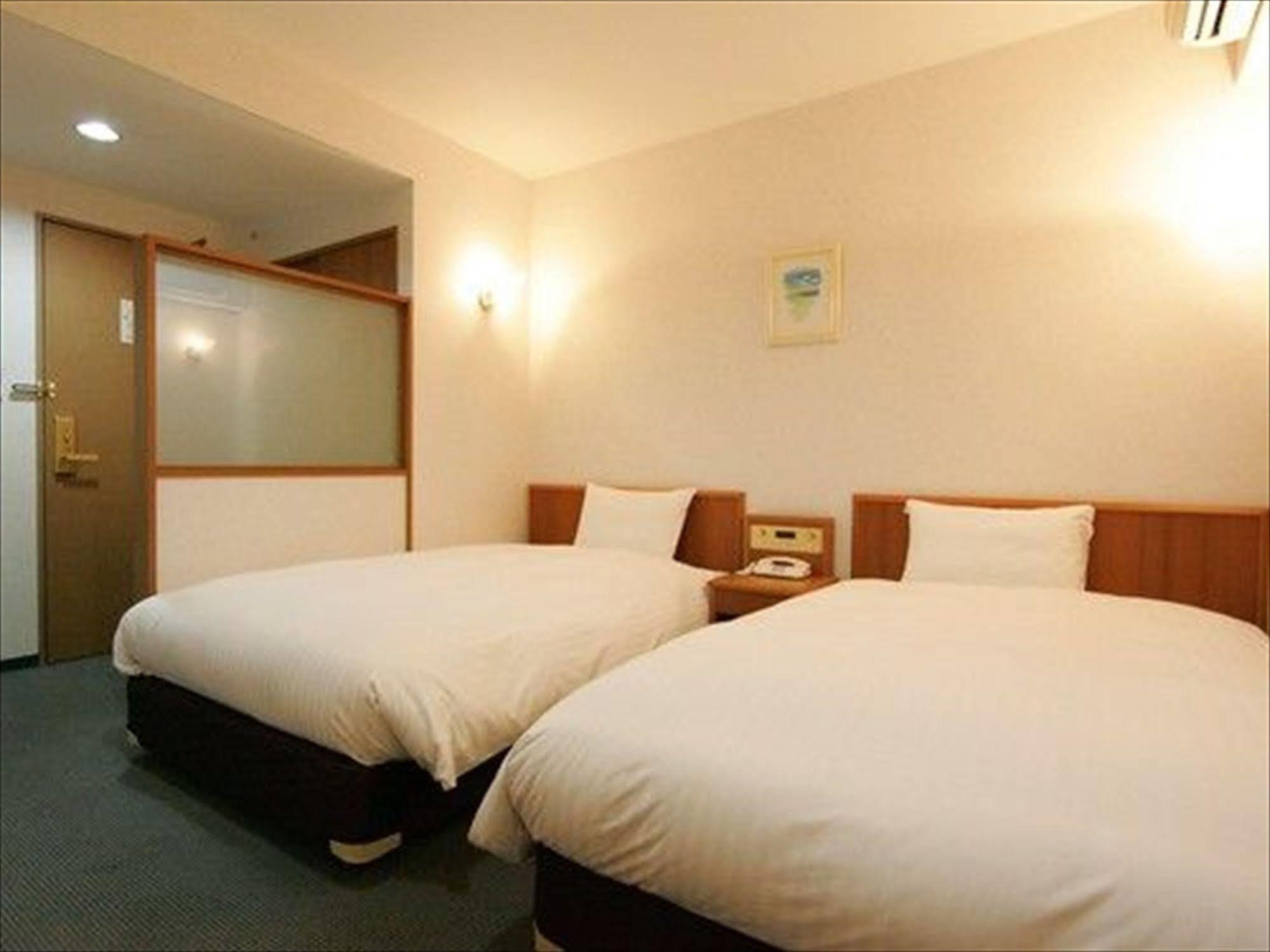 Green Rich Hotel Aso Kumamoto Airport מראה חיצוני תמונה