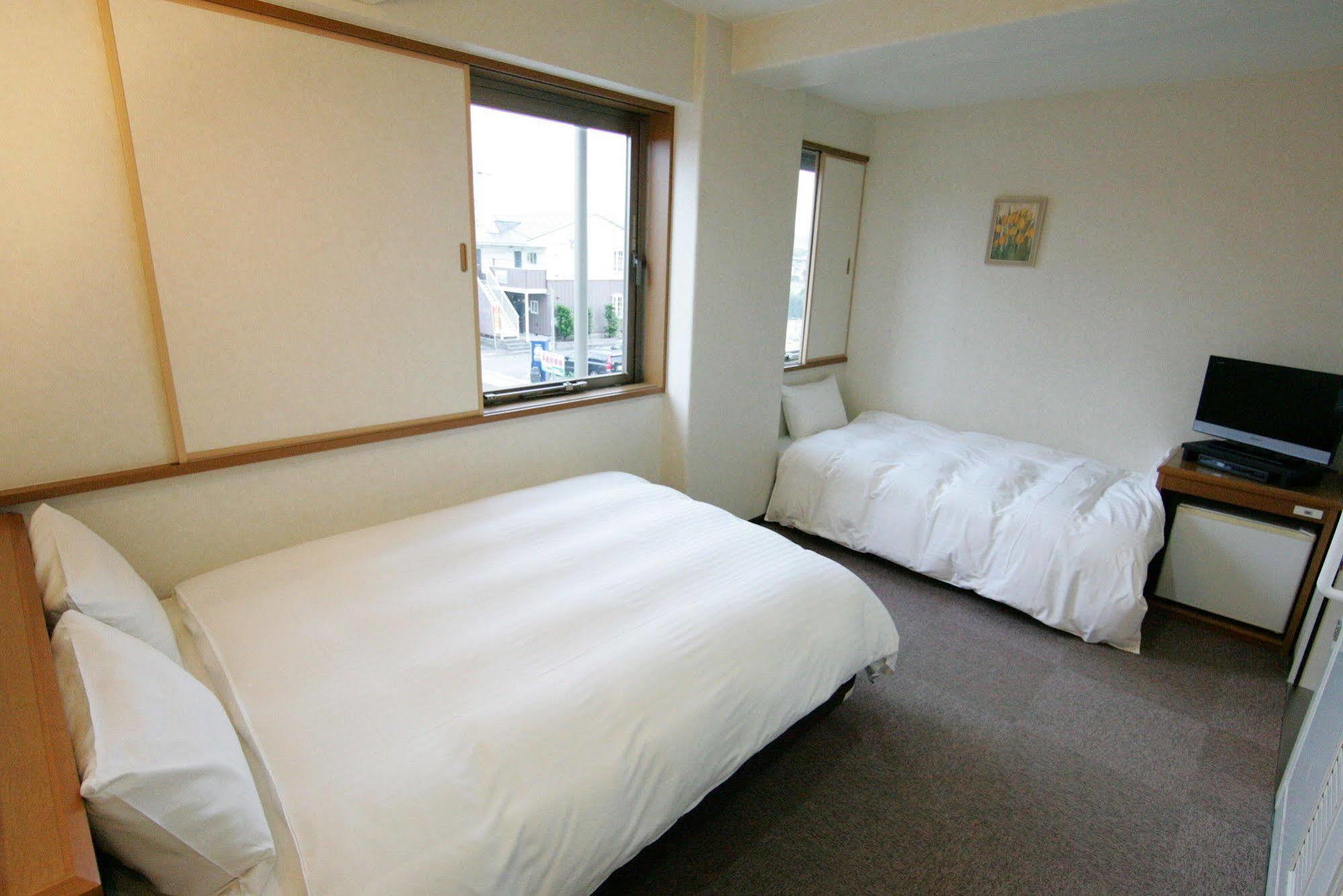 Green Rich Hotel Aso Kumamoto Airport מראה חיצוני תמונה