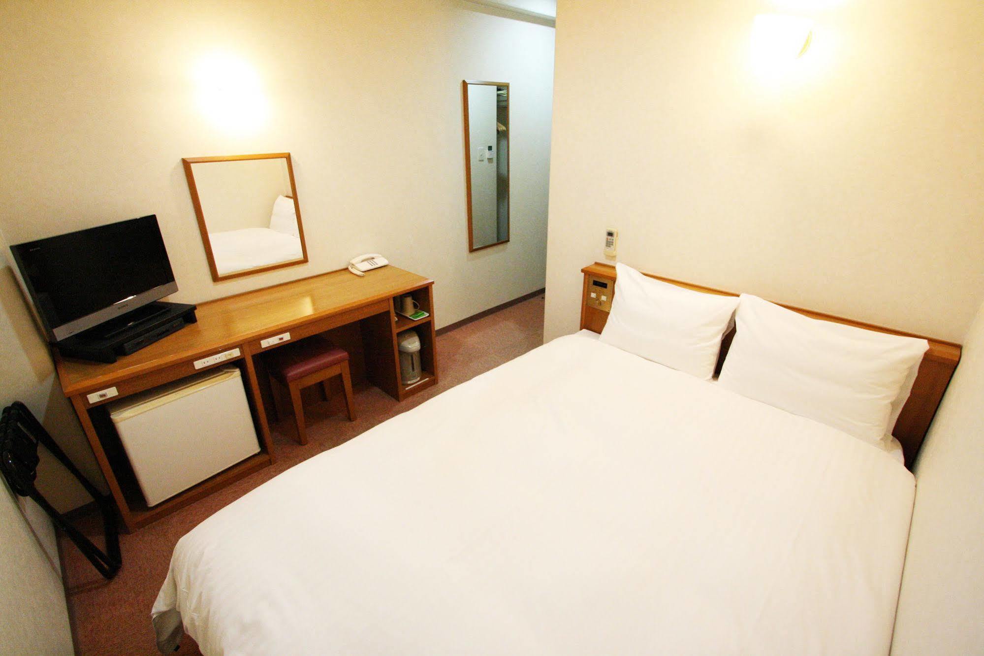 Green Rich Hotel Aso Kumamoto Airport מראה חיצוני תמונה