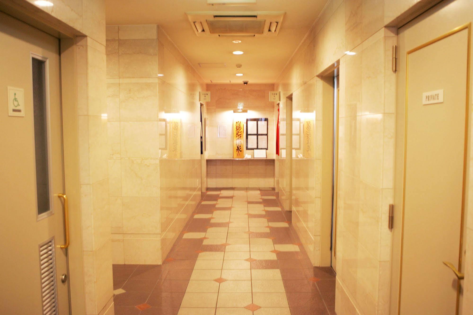 Green Rich Hotel Aso Kumamoto Airport מראה חיצוני תמונה