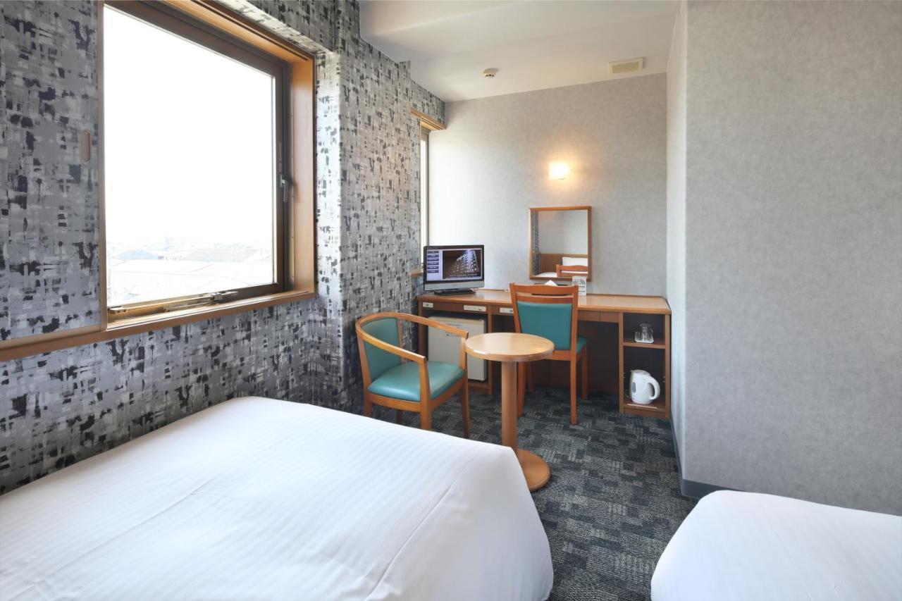 Green Rich Hotel Aso Kumamoto Airport מראה חיצוני תמונה